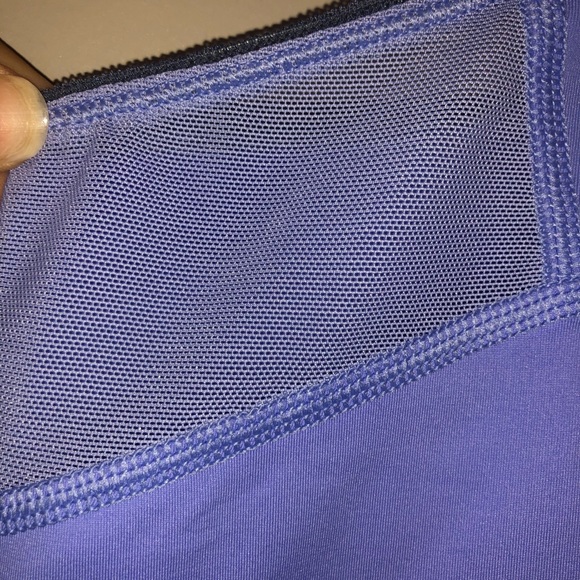 Lulu lemon workout top! - Picture 4 of 4